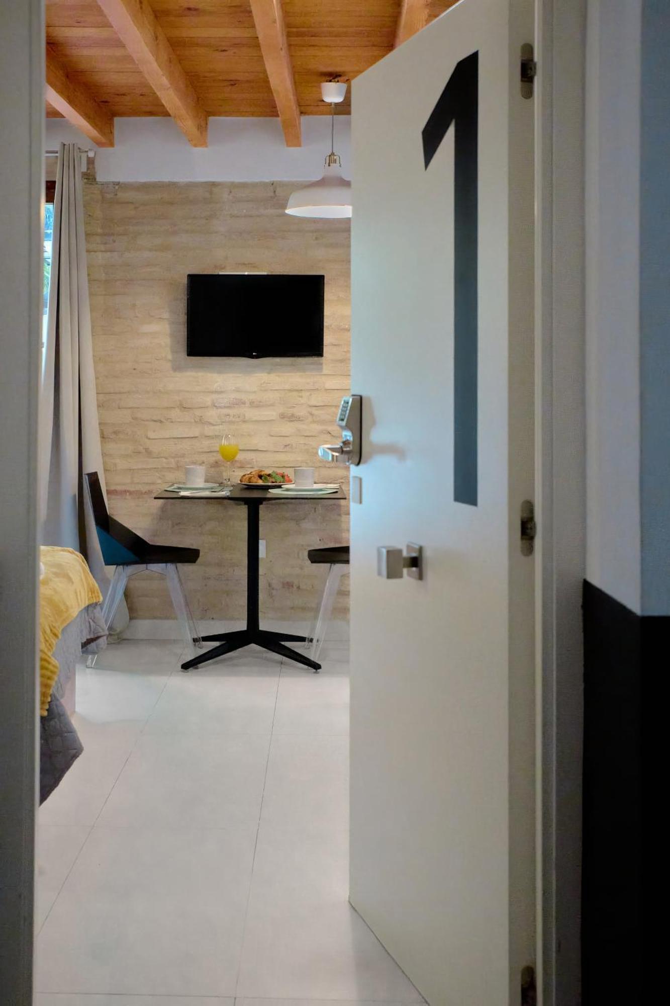 Apartamento De Diseno En La Plaza Del Carmen F1 Валенсия Екстериор снимка