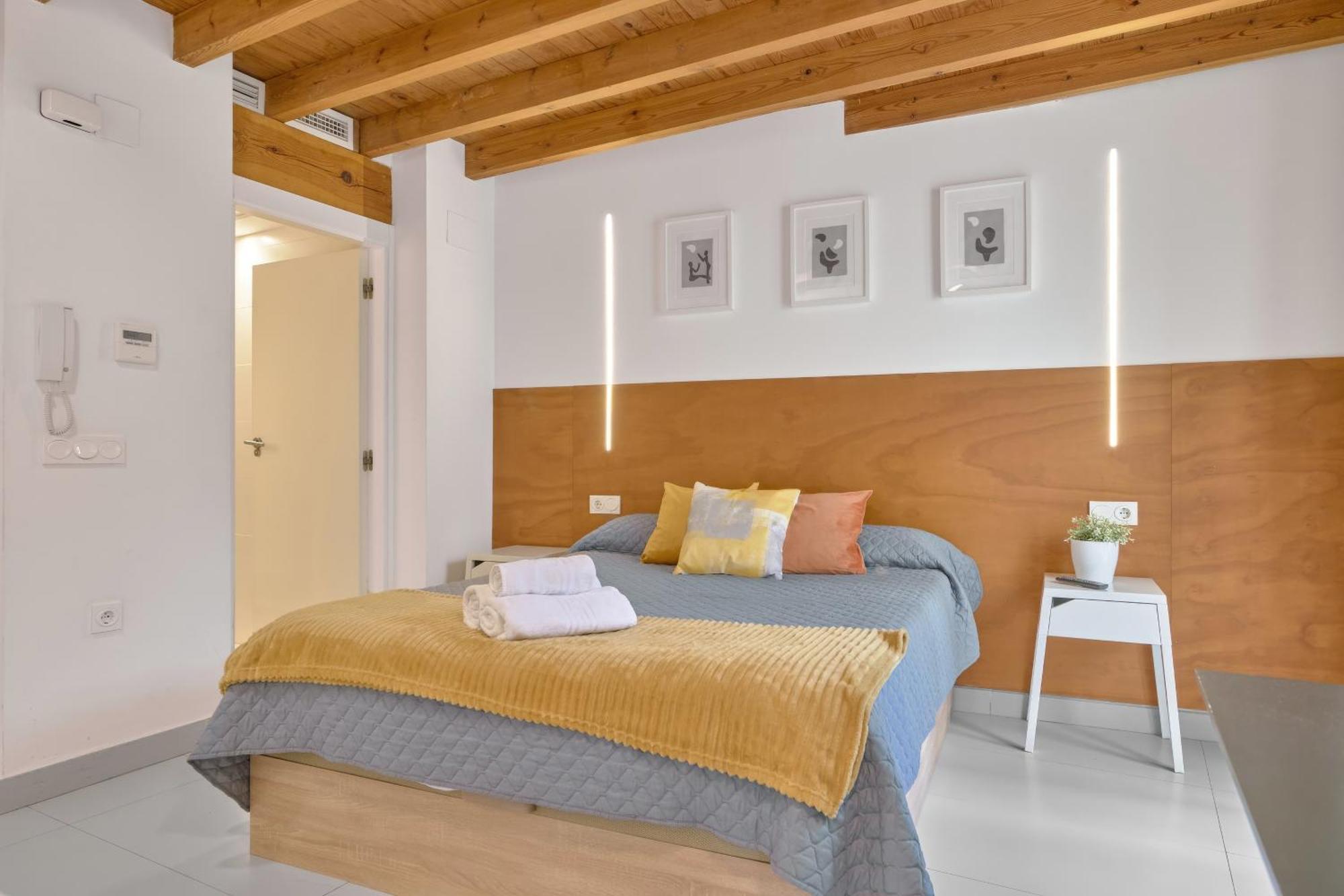 Apartamento De Diseno En La Plaza Del Carmen F1 Валенсия Екстериор снимка